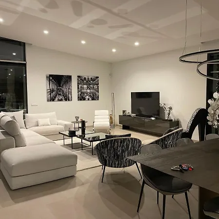 Mimosa Tiska Villa *